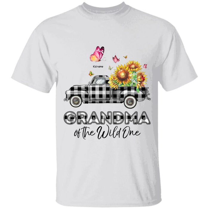 Grandma Of The Wild Ones Personalized T-shirt TS-NN1595