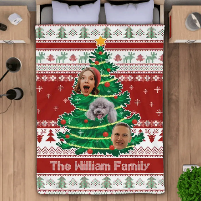 Family Faces Christmas Tree - Personalized Blanket - Dog Lovers B - PT3618