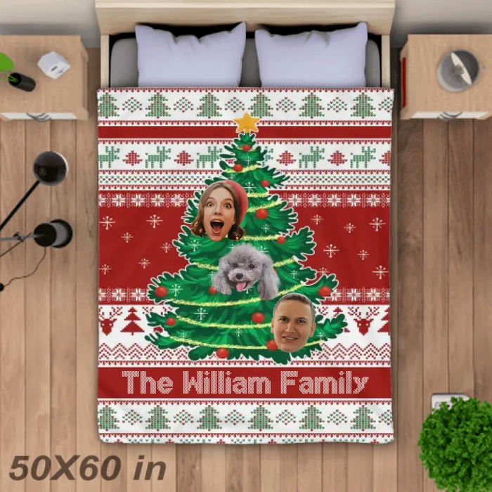 Family Faces Christmas Tree - Personalized Blanket - Dog Lovers B - PT3618