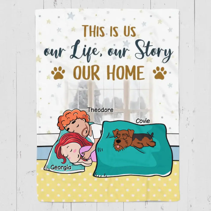 We Just Want To Stay In Bed And Cuddle With Our Dogs - Personalized Blanket - Dog Lovers B - TT3558