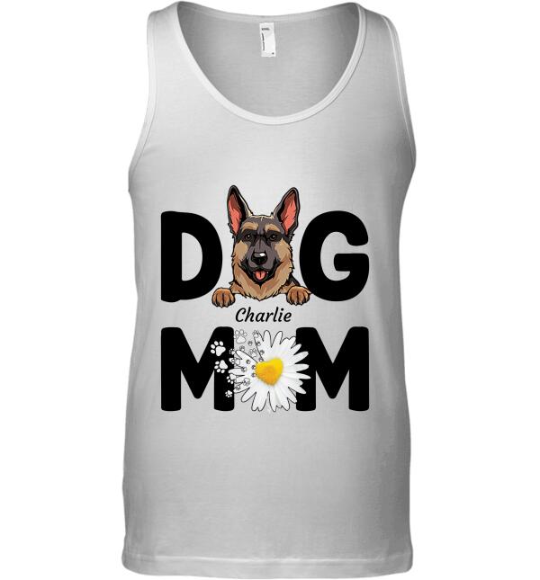 "Daisy Dog Mom" dog personalized T-Shirt