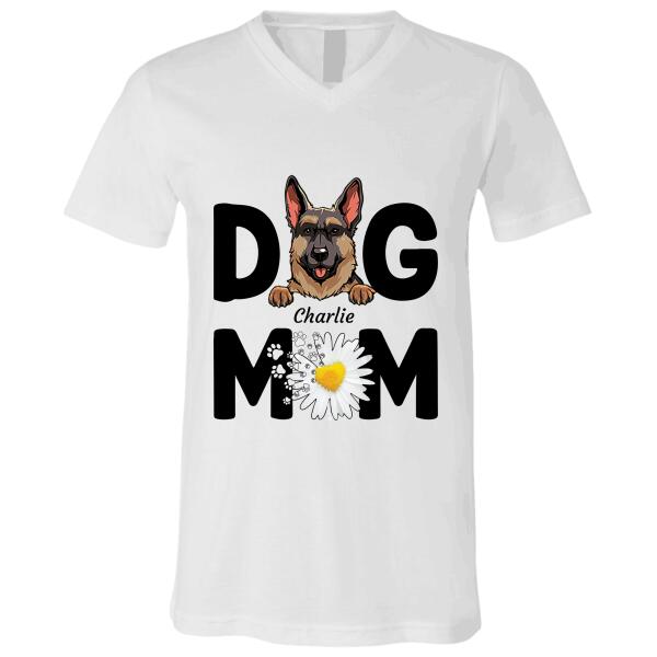"Daisy Dog Mom" dog personalized T-Shirt