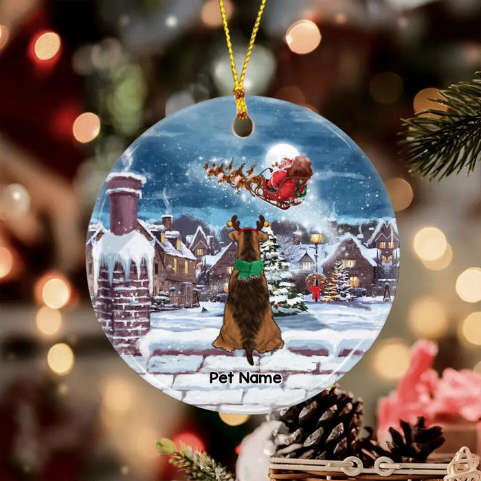 Dogs Sitting At The Christmas Gate Personalized Circle Ornament O-NB2034